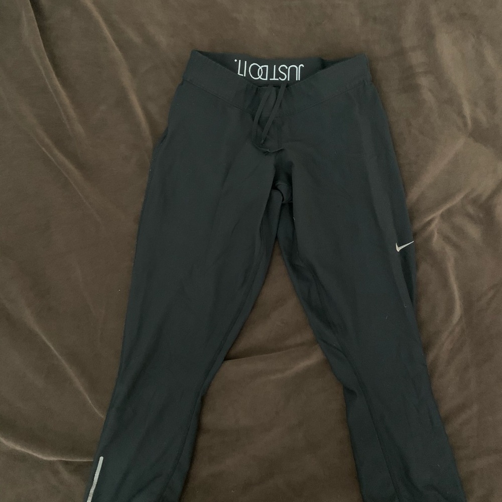 Black Nike DRI-fit Capris